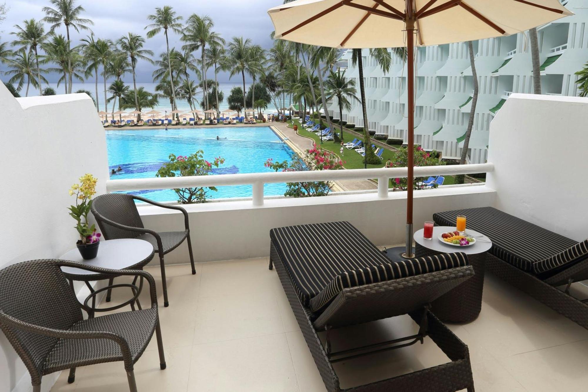 Junior Suite 2 Twin or Single Beds Ocean view Balcony