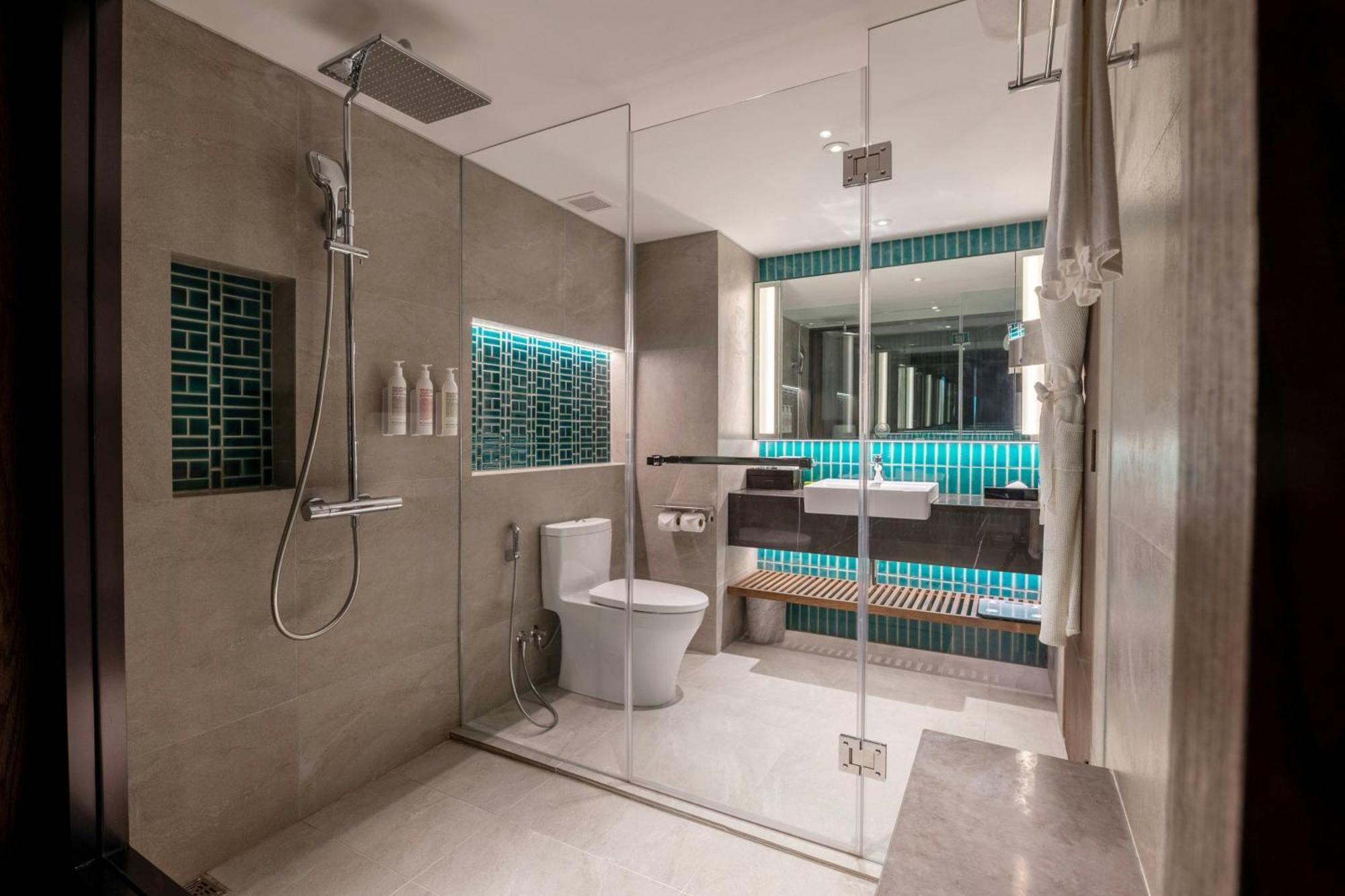 Premium Room 2 Twin bed Pool view